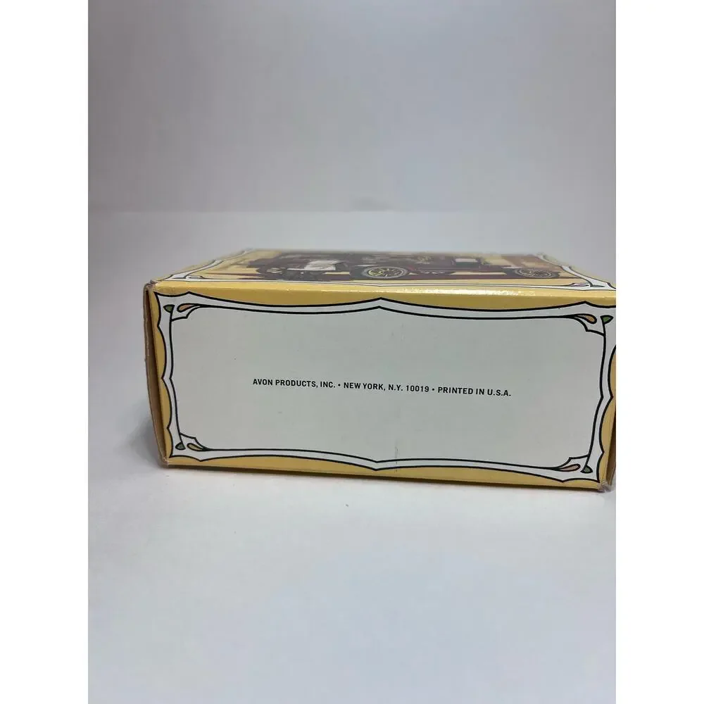 Avon Vintage Avon Country Vendor Wild Country After Shave 5oz. New in Box